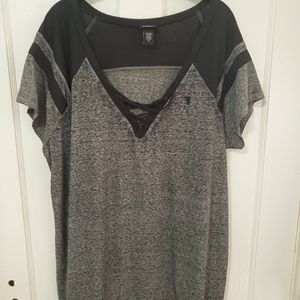 V-Neck T-shirt